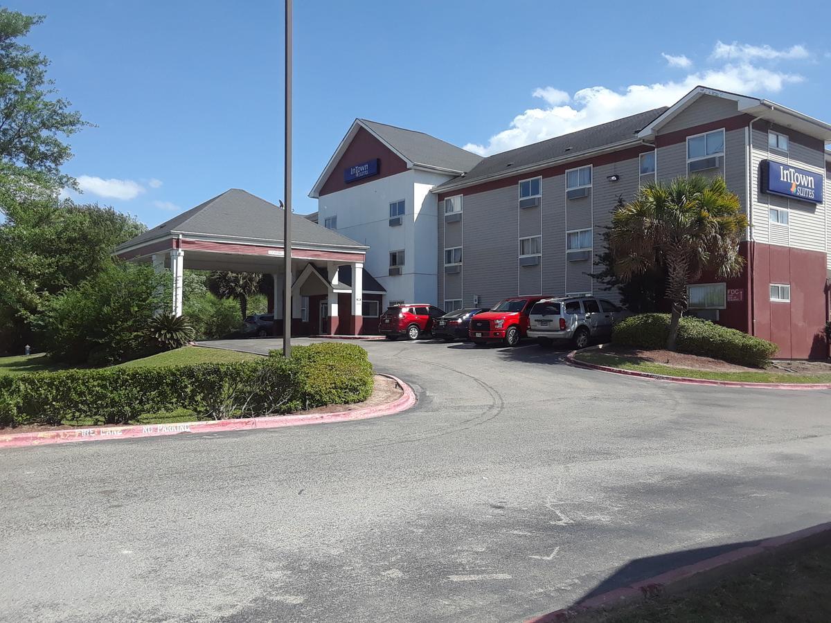 Intown Suites Houston Intercontinental Экстерьер фото
