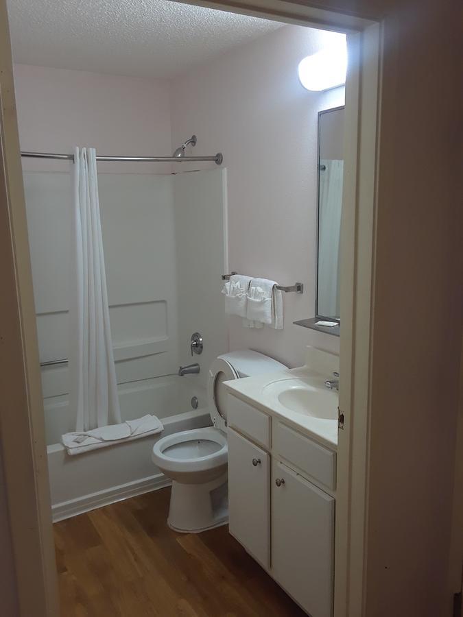 Intown Suites Houston Intercontinental Экстерьер фото